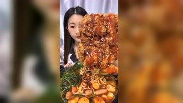 芒芒娱乐吃瓜,揭秘娱乐圈最新“吃瓜”事件